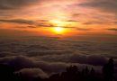 MOUNT MERAPI: Menyaksikan Keindahan Sunrise Di Gunung Api Aktif